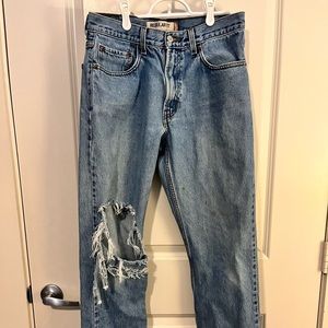 Women’s straight Leg Levi’s